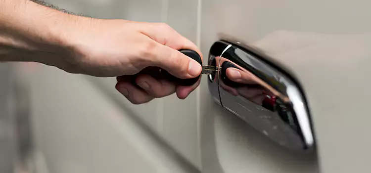 Why Choose Our Auto Locksmith Team in Quincy, MA?
